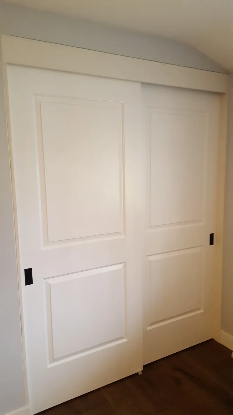 Carrara sliding closet door